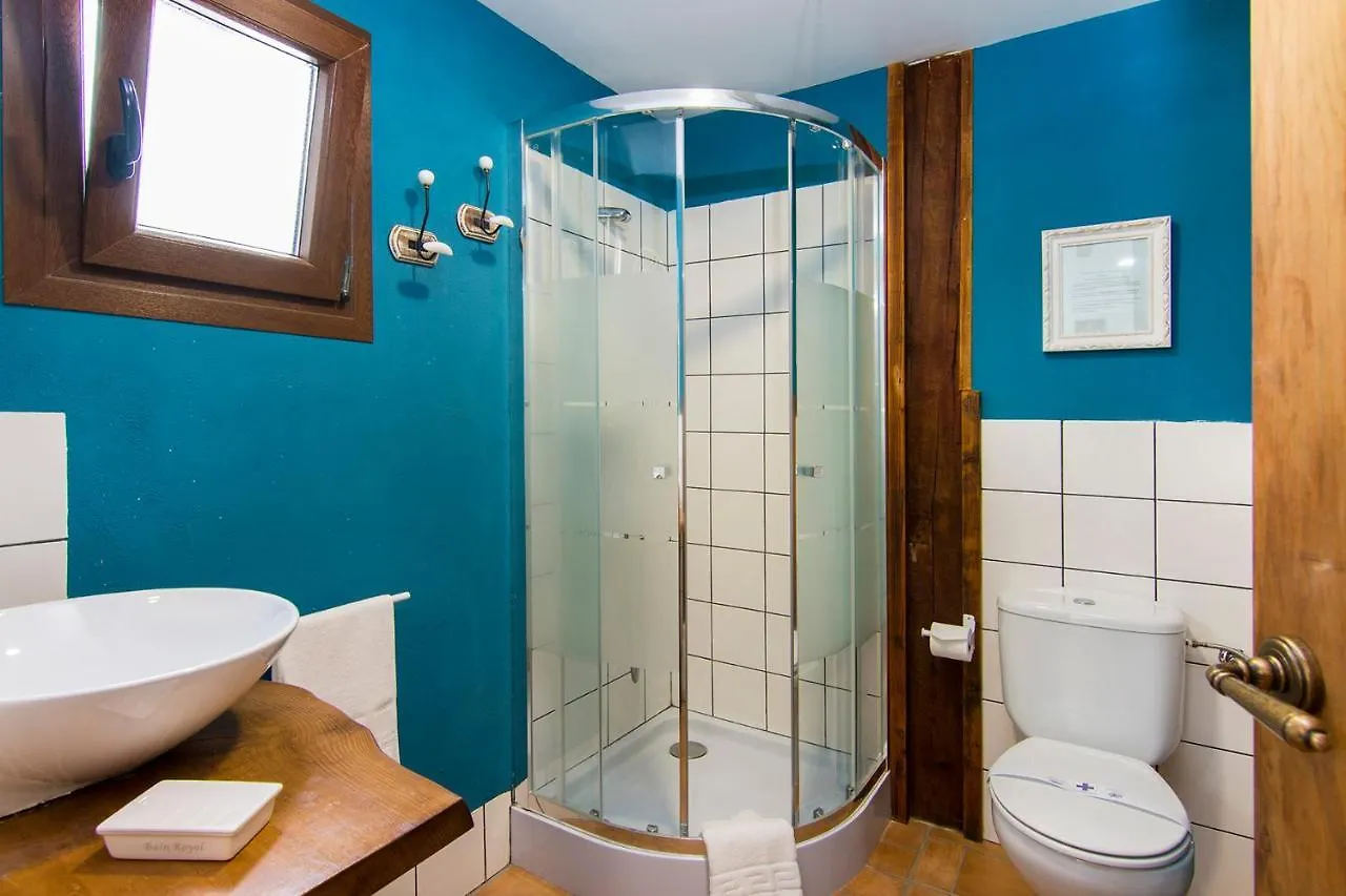 La Buhardilla De Mesones ,Vicent Suite Granada Apartment